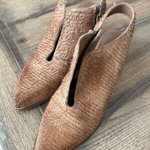 Antelope Tan Slingback Shoes